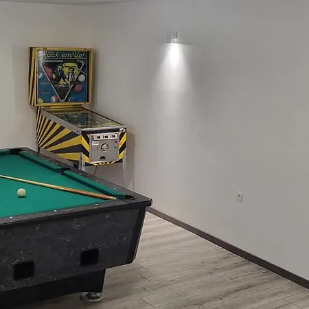 Luxury Stocia With Swimming Pool, Sauna&jacuzzi In A Peaceful Location In