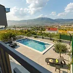 Σπίτι διακοπών Luxury Stocia With Swimming Pool, Sauna And Jacuzzi In A Peaceful Location In