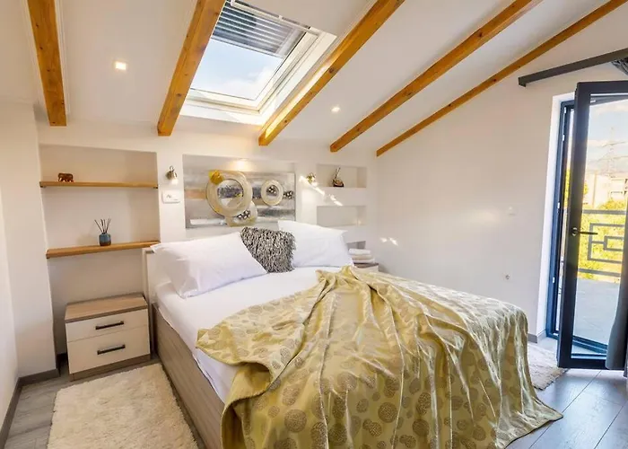 Luxury Stocia With Swimming Pool, Sauna And Jacuzzi In A Peaceful Location In